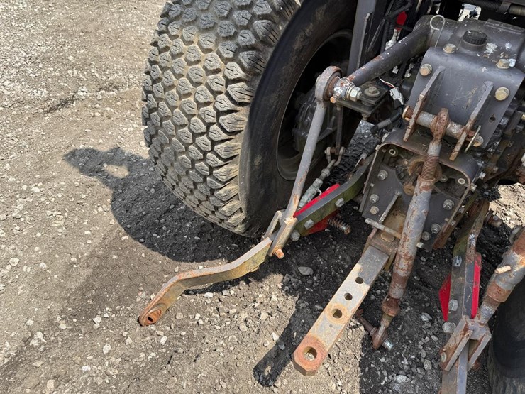 massey-ferguson-1230-image-13