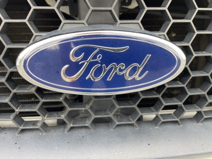 2004-ford-ranger-xlt-image-9
