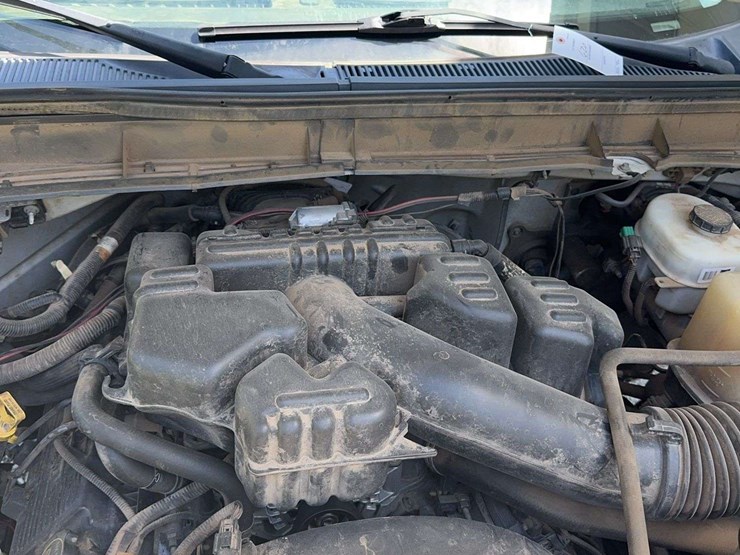 2016-ford-f350-image-21