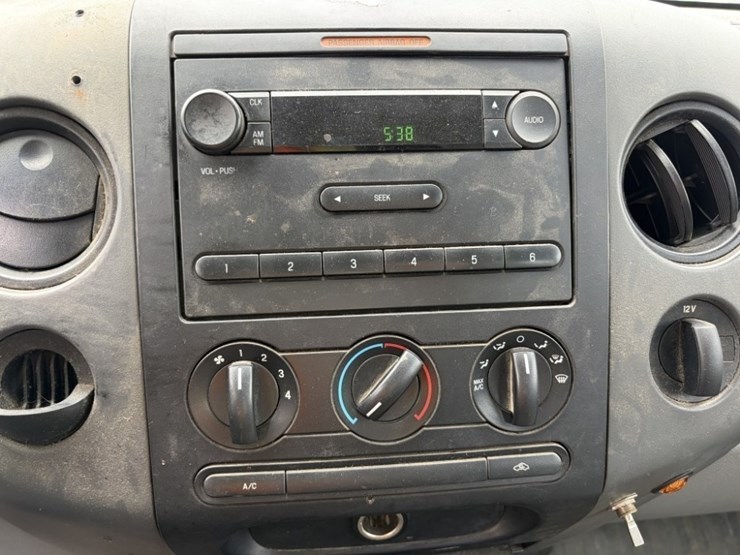 2008-ford-f150-xl-image-30