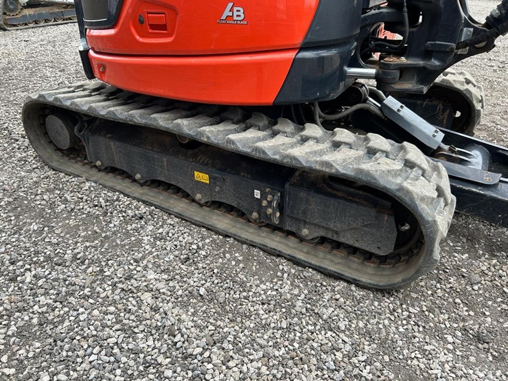 2021-kubota-u55-5-image-11