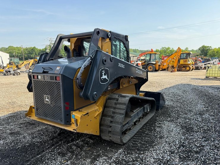 2023-deere-333g-image-4