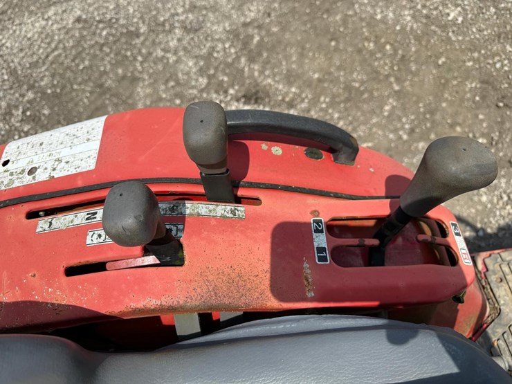 massey-ferguson-1230-image-23