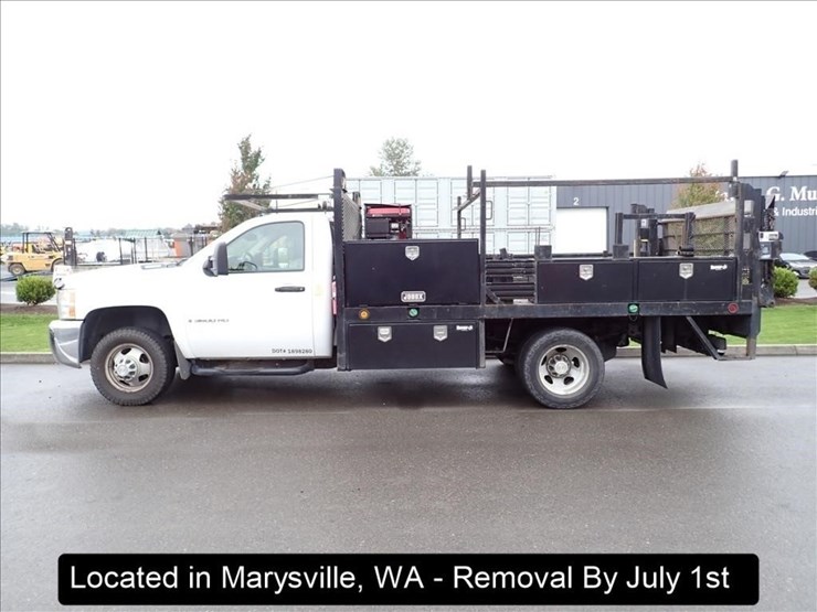 2009-chevrolet-3500-image-4