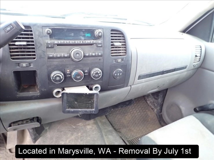 2009-chevrolet-3500-image-10