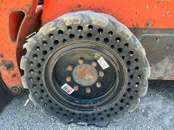 2018-kubota-ssv65-image-59