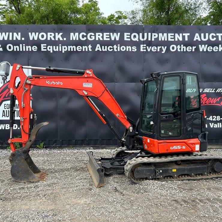 2021 KUBOTA U55-5