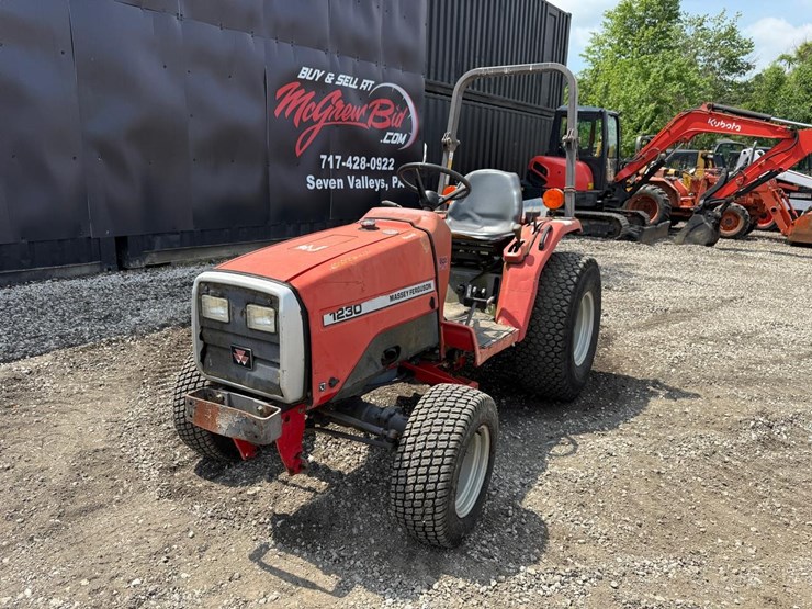 massey-ferguson-1230-image-8
