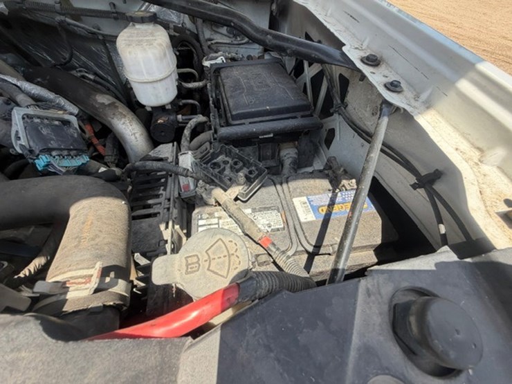 2015-chevrolet-silverado-3500-image-62