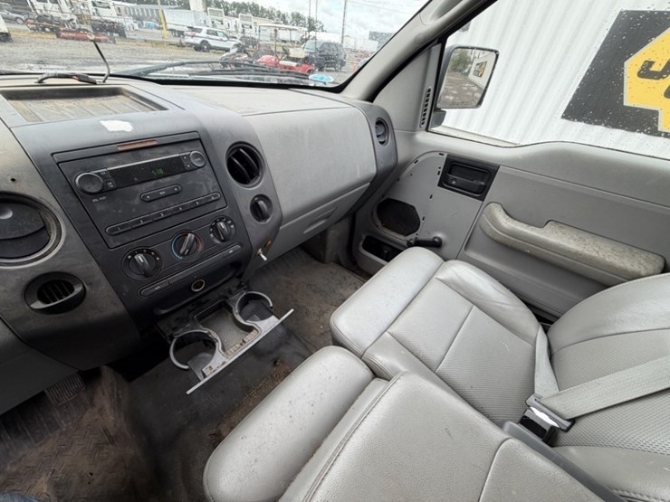 2008-ford-f150-xl-image-32