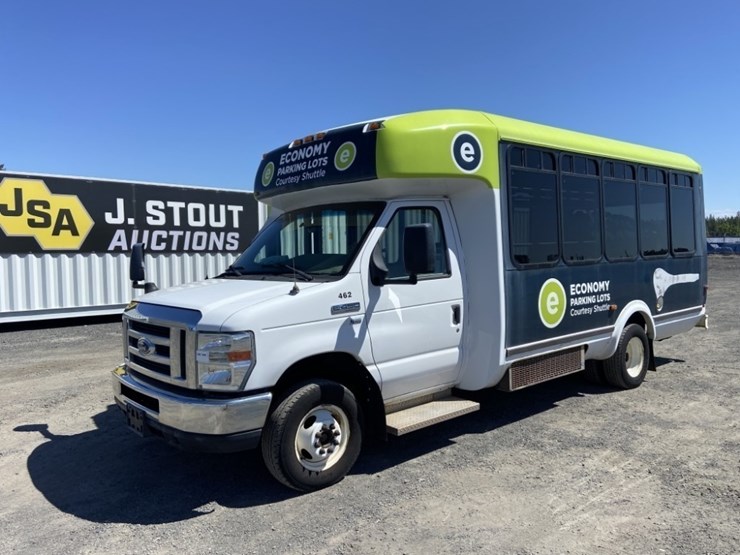 2014-ford-e450-sd-image-1