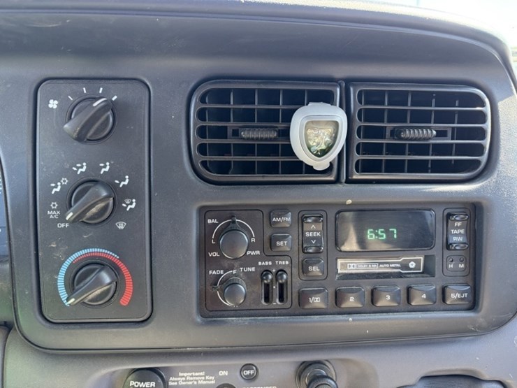 1999-dodge-dakota-sport-image-26