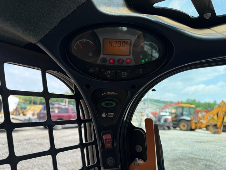 bobcat-t770-image-24