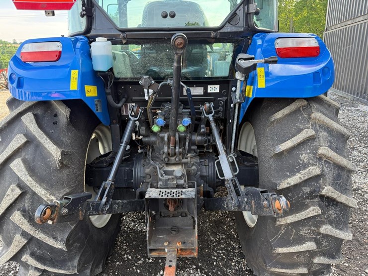 new-holland-powerstar-100-image-13