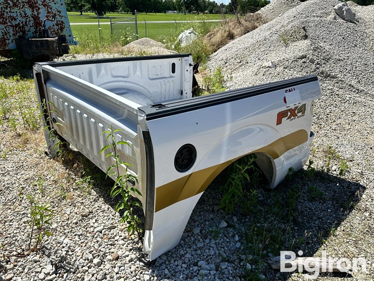 2020-ford-f150-xl-image-9