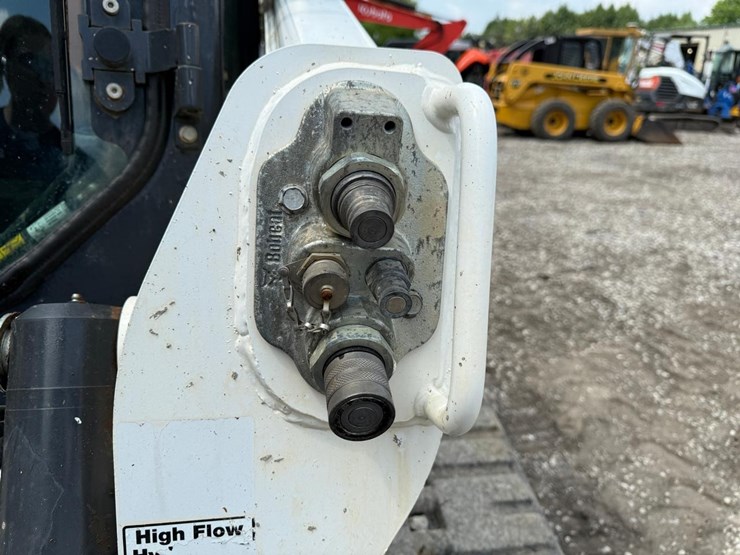 bobcat-t770-image-11