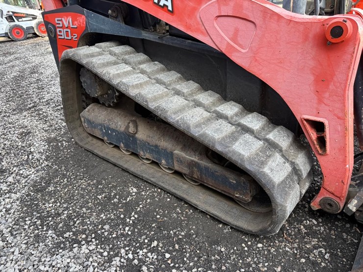 kubota-svl90-2-image-12