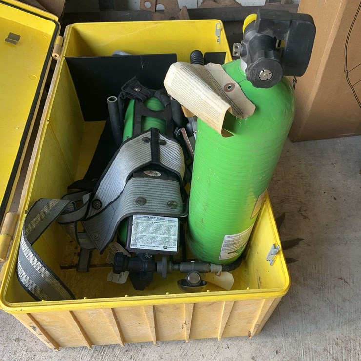 Self Contained Breathing Apparatus with Box