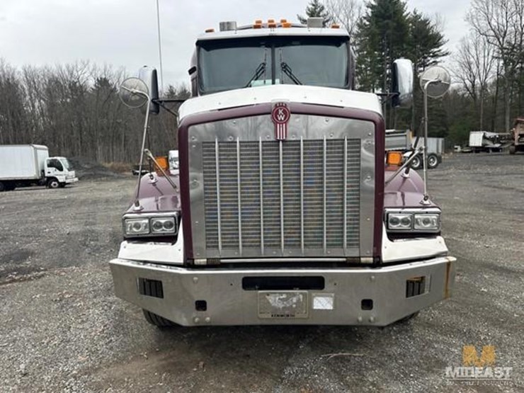2014-kenworth-t800-image-10