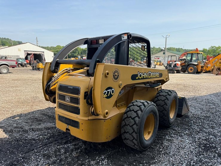 john-deere-270-image-4