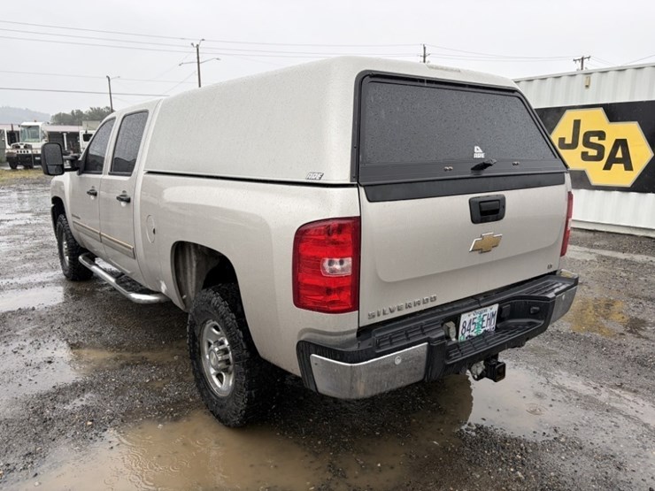 2009-chevrolet-silverado-2500-hd-lt-4x4-pickup-image-6