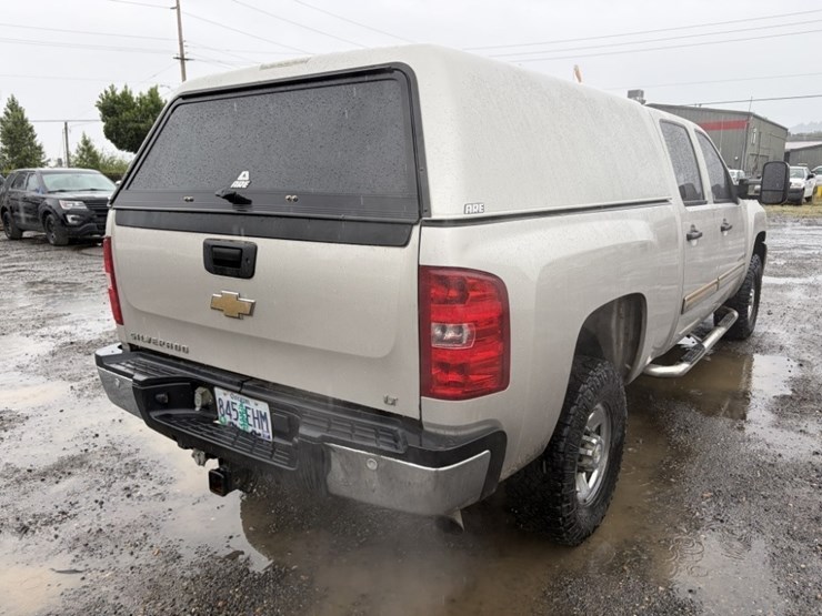2009-chevrolet-silverado-2500-hd-lt-4x4-pickup-image-4