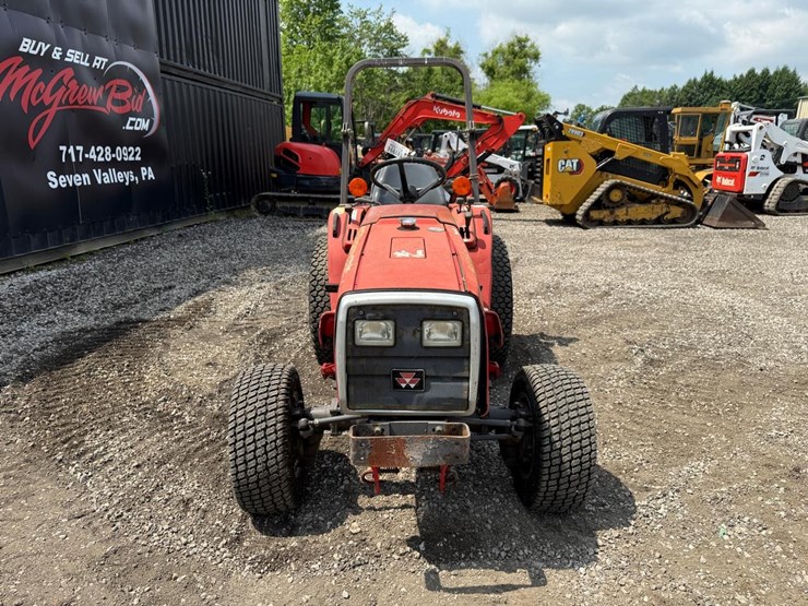 massey-ferguson-1230-image-7