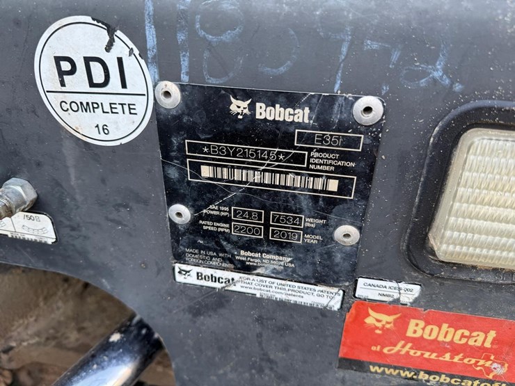 2019-bobcat-e35i-image-26
