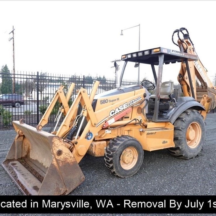 2005 CASE 580