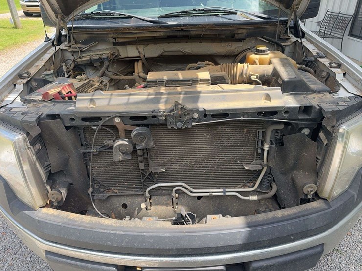 2014-ford-f150-image-25