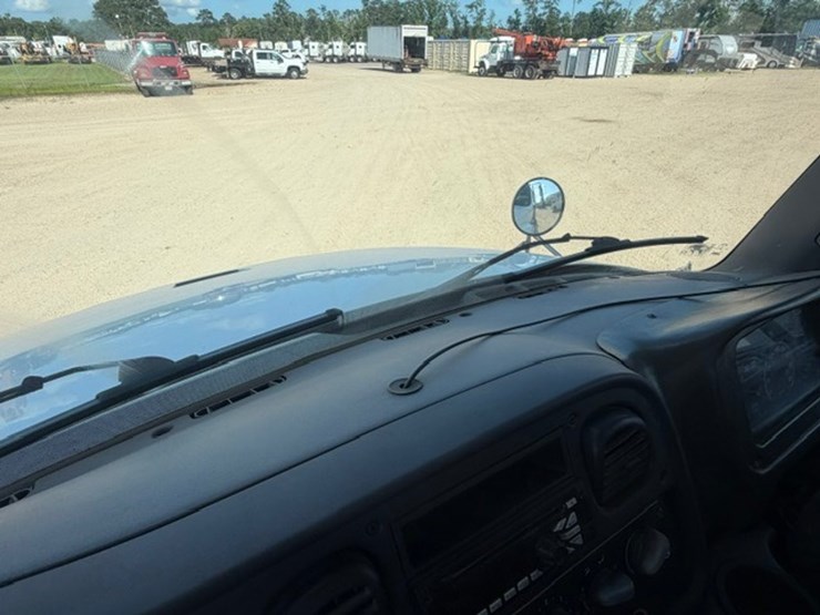 2015-john-deere-b-image-73