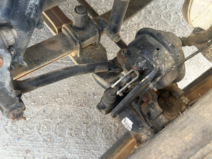 2015-john-deere-b-image-93