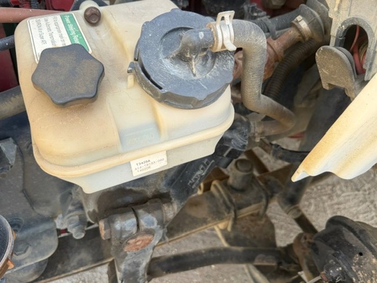 2015-john-deere-b-image-94