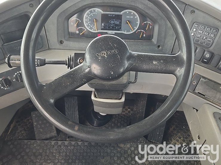 2020-volvo-a25g-image-62