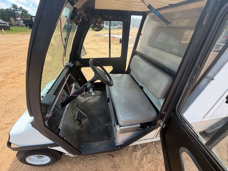 2005-club-car-carry-all-zmt-utility-cart-image-8