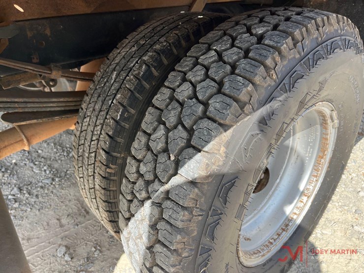 1998-dodge-ram-3500-image-9