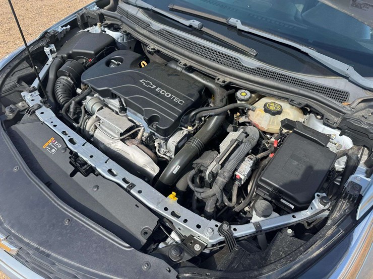 2018-chevrolet-cruze-ls-4-door-sedan-(73,376-miles)-image-19