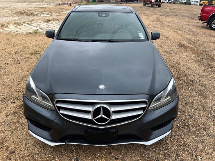 2014-mercedes-benz-e350-4-door-sedan-(270,397-miles)-image-5