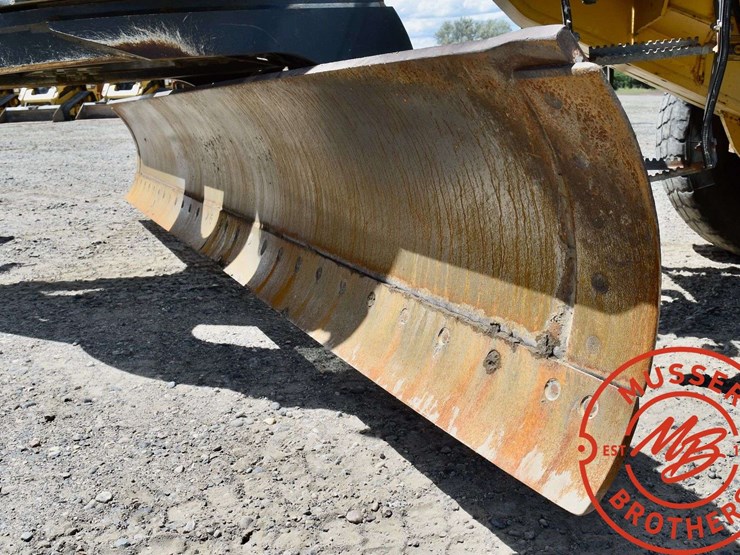 2008-deere-772d-image-35