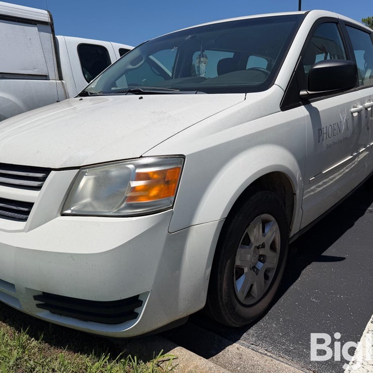 2010 DODGE GRAND CARAVAN SE