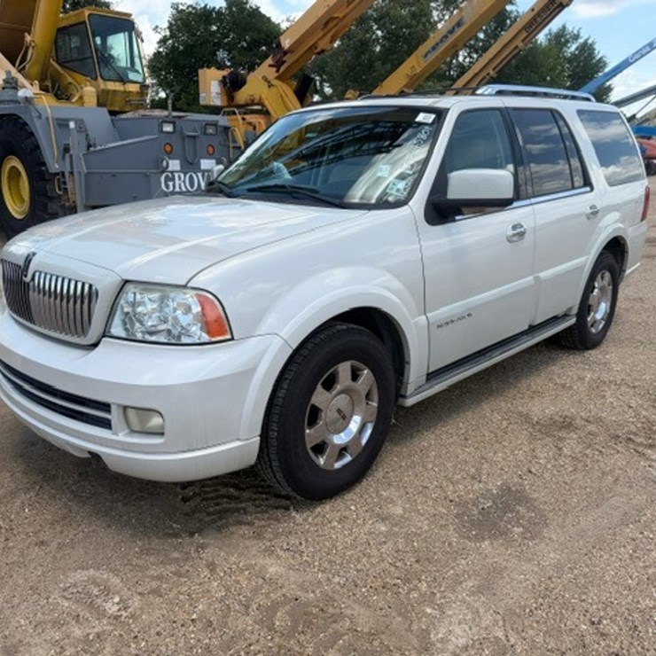 2005 LINCOLN NAVIGATOR