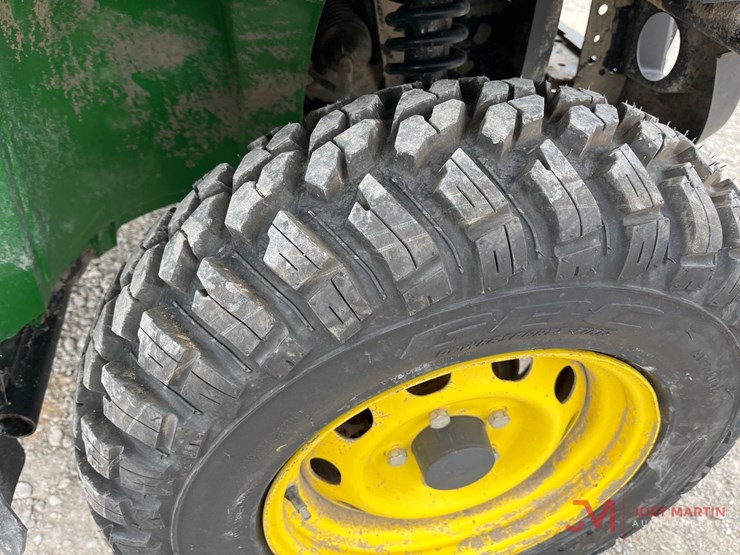 john-deere-gator-image-7