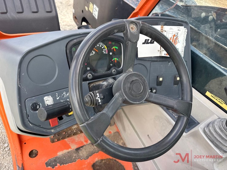 jlg-943-image-28