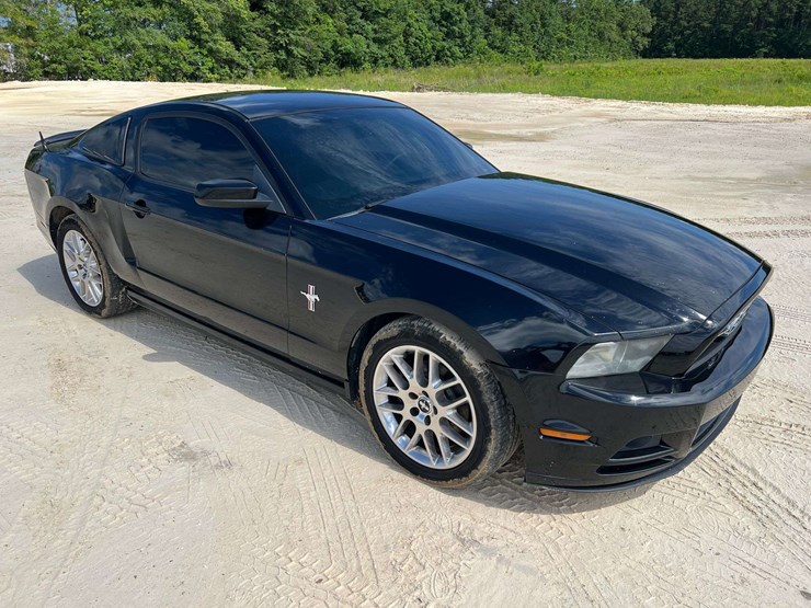 2013-ford-mustang-2-door-coupe-(245,154-miles)-image-4