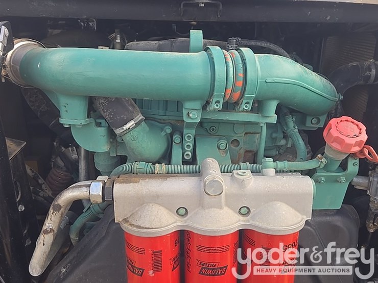 2020-volvo-a25g-image-38