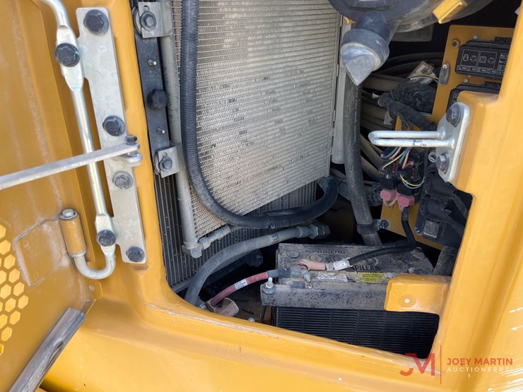 2022-caterpillar-308-cr-image-7