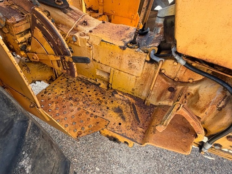 john-deere-302-image-31