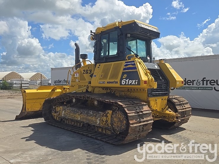 2021-komatsu-d61pxi-24-image-3