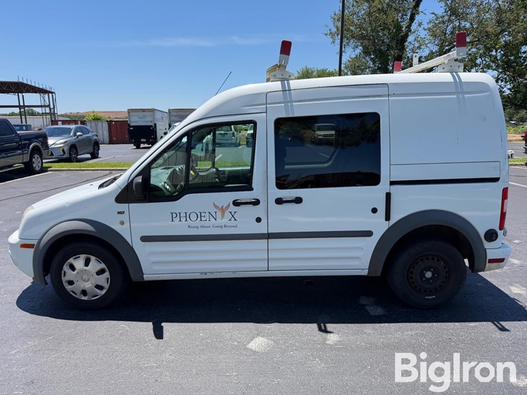 2010-ford-transit-connect-image-8