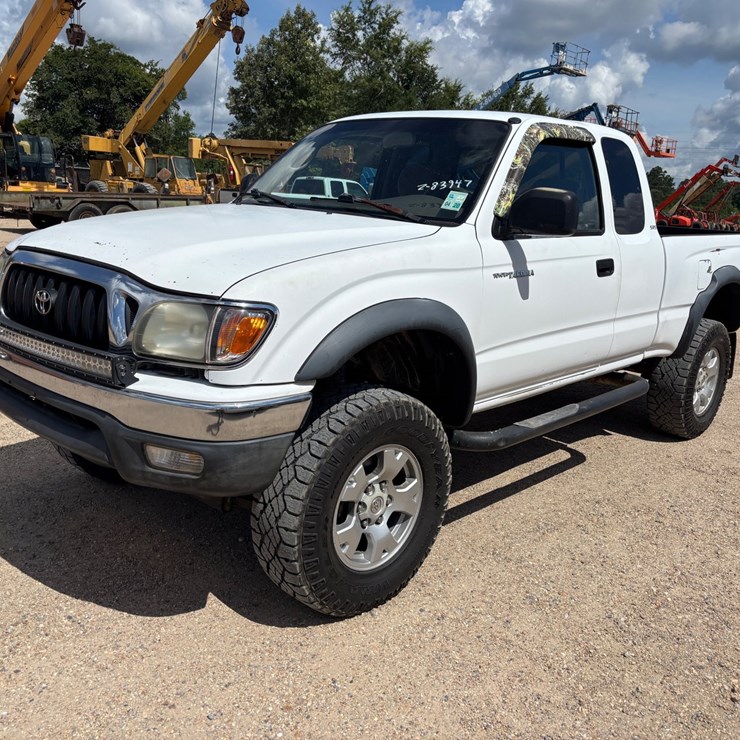 2002 TOYOTA TACOMA